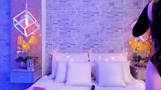 Catalina-Thompson online show from 11/20/25, 11:55