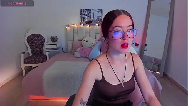 Amaraa couper1 online show from 10/31/25, 03:14