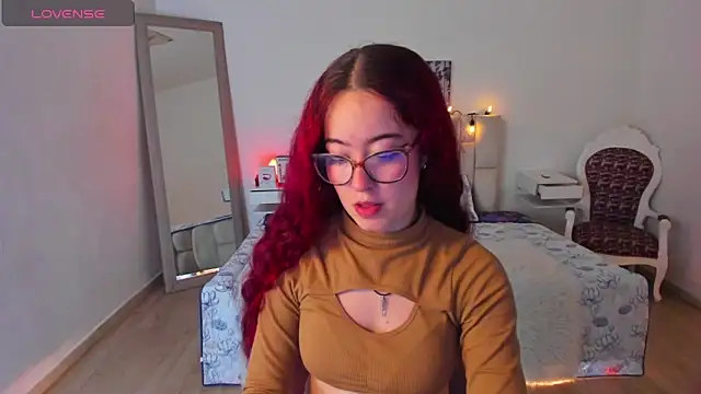 Amaraa couper1 online show from 11/15/25, 03:21