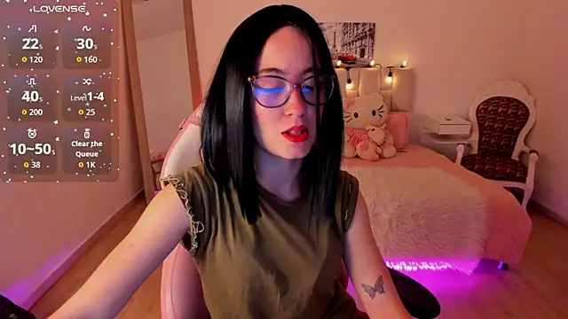 Amaraa couper1 online show from 11/20/25, 03:29