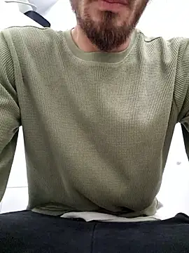 16enes16 online show from 10/22/25, 06:51