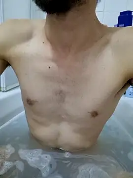 16enes16 online show from 12/04/25, 06:18