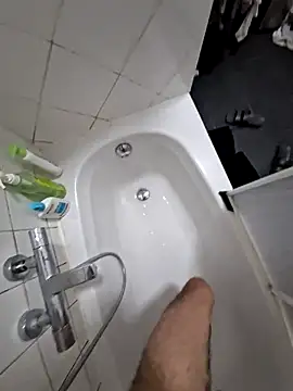 16enes16 online show from 11/27/25, 07:14