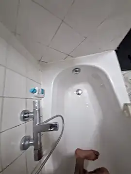 16enes16 online show from 10/31/25, 01:30