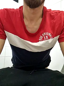 16enes16 online show from 10/27/25, 05:36