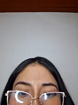 chloebrownn03 online show from 11/21/25, 10:42