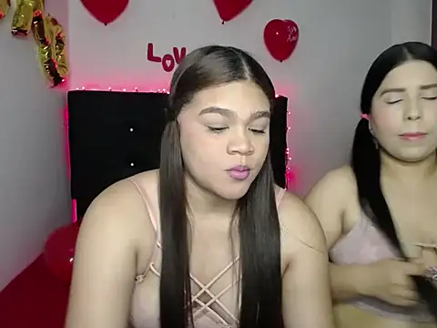 2moons full of love online show from 02/15/26, 05:19