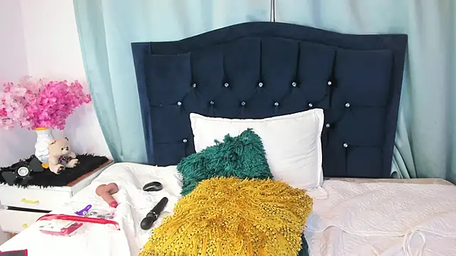 Inaya Khalifa online show from 02/03/26, 02:53