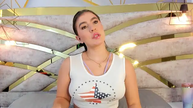 caroo giraldo  online show from 11/04/25, 11:47