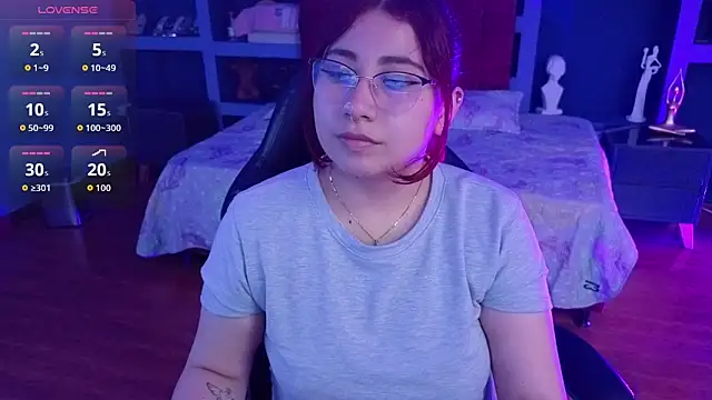 Snapshot of littlee_red chatting on 01/16/26, 08:57 littlee red online show from 01/16/26, 08:57