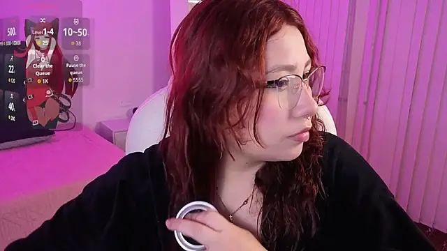 littlee red online show from 05/23/26, 08:19