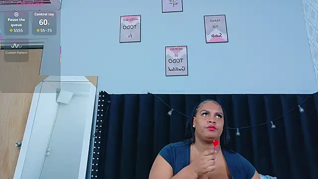 matureahomegirl online show from 11/25/25, 02:56