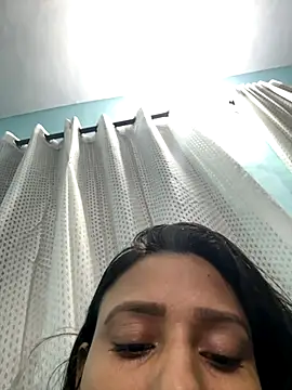 heenashai online show from 11/09/25, 02:43