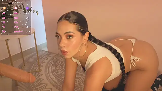 Snapshot of lulu_wonder chatting on 01/08/26, 10:05 lulu wonder online show from 01/08/26, 10:05