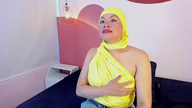 SophiaBeckerr online show from 11/25/25, 07:25