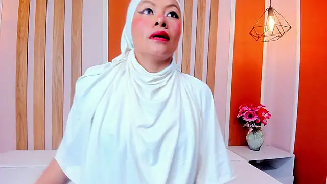 SophiaBeckerr online show from 11/08/25, 07:28