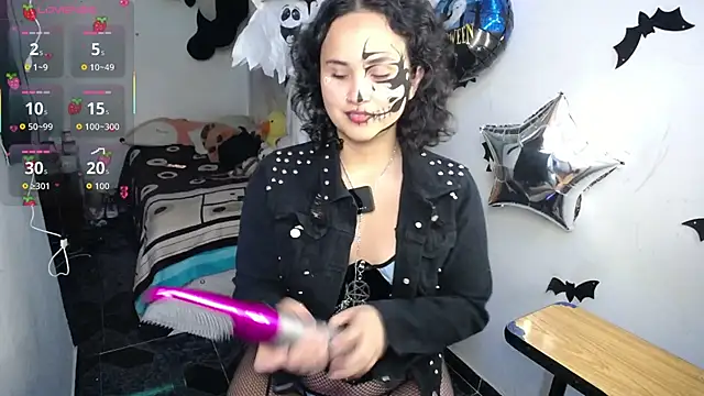 Ladyswap online show from 10/28/25, 03:07