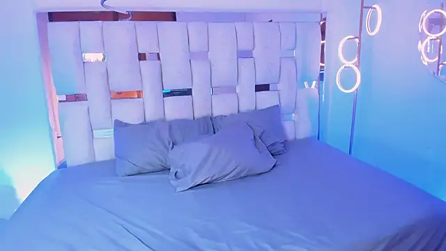 Dakota jhons1 online show from 01/10/26, 06:09