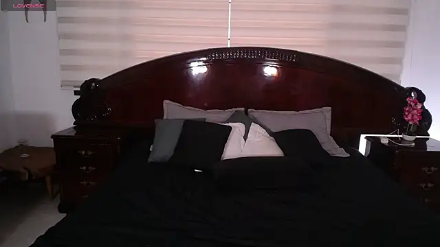 Snapshot of valka_skadi chatting on 10/31/25, 03:19 valka skadi online show from 10/31/25, 03:19