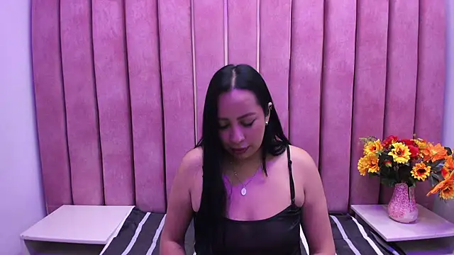 AshleyMontenegro online show from 11/04/25, 01:15