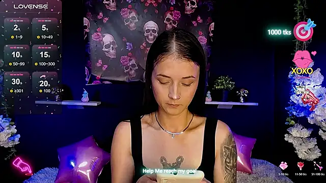 Snapshot of Emma_sweet_hot chatting on 01/07/26, 04:34 Emma sweet hot online show from 01/07/26, 04:34