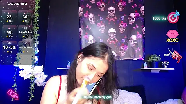 Snapshot of Emma_sweet_hot chatting on 02/11/26, 05:02 Emma sweet hot online show from 02/11/26, 05:02