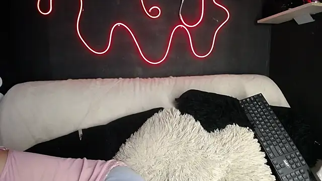 Emma sweet hot online show from 04/27/26, 11:25