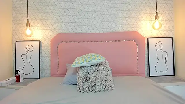 TAYLORMEYER1 online show from 11/26/25, 03:17