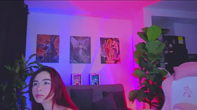 SophiaBerryy online show from 04/11/26, 04:09