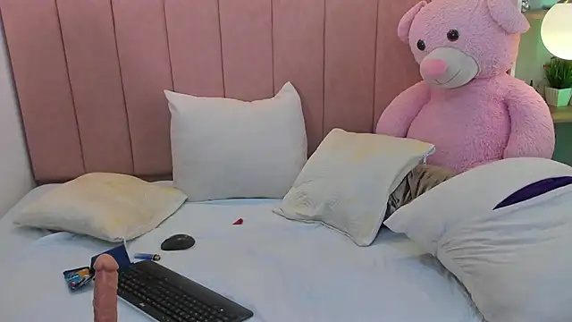 dulce morbida online show from 12/21/25, 05:14