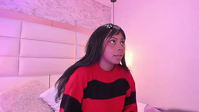 Sofia clk online show from 11/08/25, 03:10