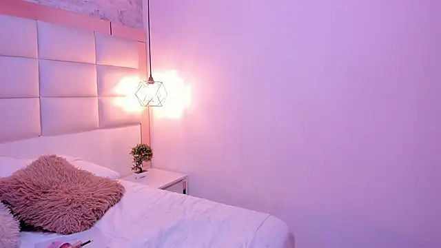 Sofia clk online show from 11/15/25, 08:13