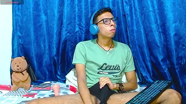 DavTwink3100 online show from 03/06/26, 01:44