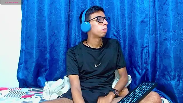 DavTwink3100 online show from 03/20/26, 01:50