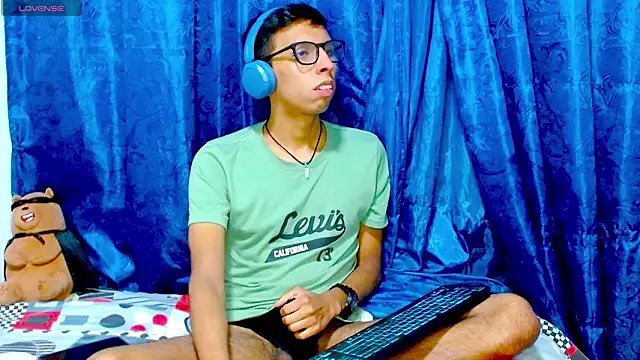 DavTwink3100 online show from 03/13/26, 01:54