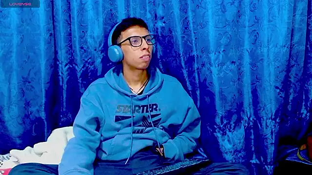 DavTwink3100 online show from 02/23/26, 02:02