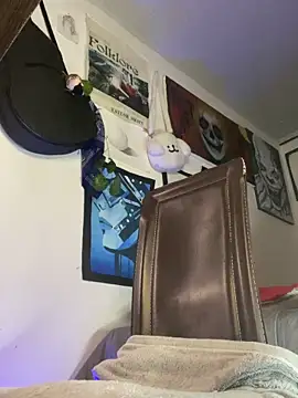 lukaOnline  online show from 11/19/25, 02:22