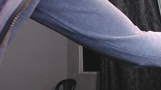 Snapshot of TheXEbonyxxx chatting on 11/26/25, 04:34 TheXEbonyxxx online show from 11/26/25, 04:34