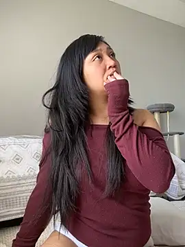 babygirlesme online show from 05/21/26, 05:43