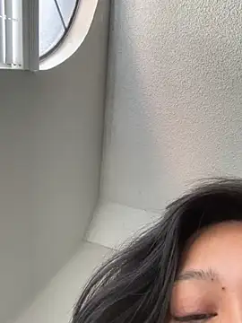 babygirlesme online show from 05/26/26, 05:44