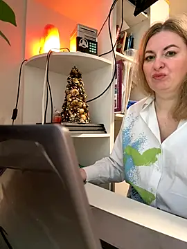 Amelia-Diamond online show from 11/26/25, 07:19