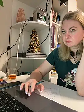 Amelia-Diamond online show from 12/03/25, 12:26