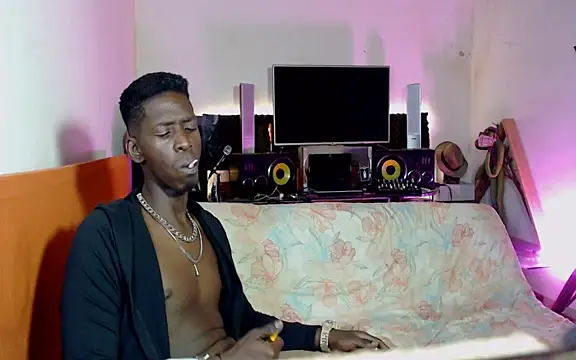 Snapshot of Black_Paradice chatting on 11/04/25, 02:26 Black Paradice online show from 11/04/25, 02:26