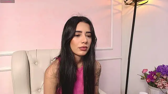 Scarlett Keller online show from 12/01/25, 06:09