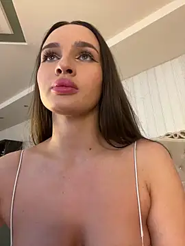 LillyNatty18 online show from 05/21/26, 10:40