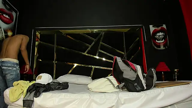 Emiliano Reyes online show from 10/30/25, 03:05