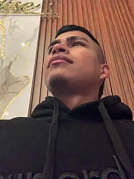 Emiliano Reyes online show from 06/06/26, 12:27
