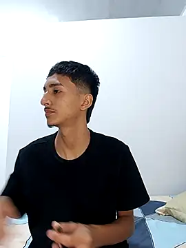 Iam Delirio online show from 10/18/25, 04:14