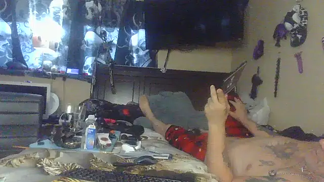 Snapshot of bigdaddyrooster chatting on 01/07/26, 10:26 bigdaddyrooster online show from 01/07/26, 10:26