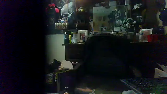 Snapshot of bigdaddyrooster chatting on 02/24/26, 02:12 bigdaddyrooster online show from 02/24/26, 02:12